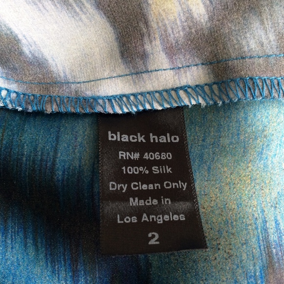 Black Halo Open-Chest Flowered Patterned Dress - Picture 7 of 7